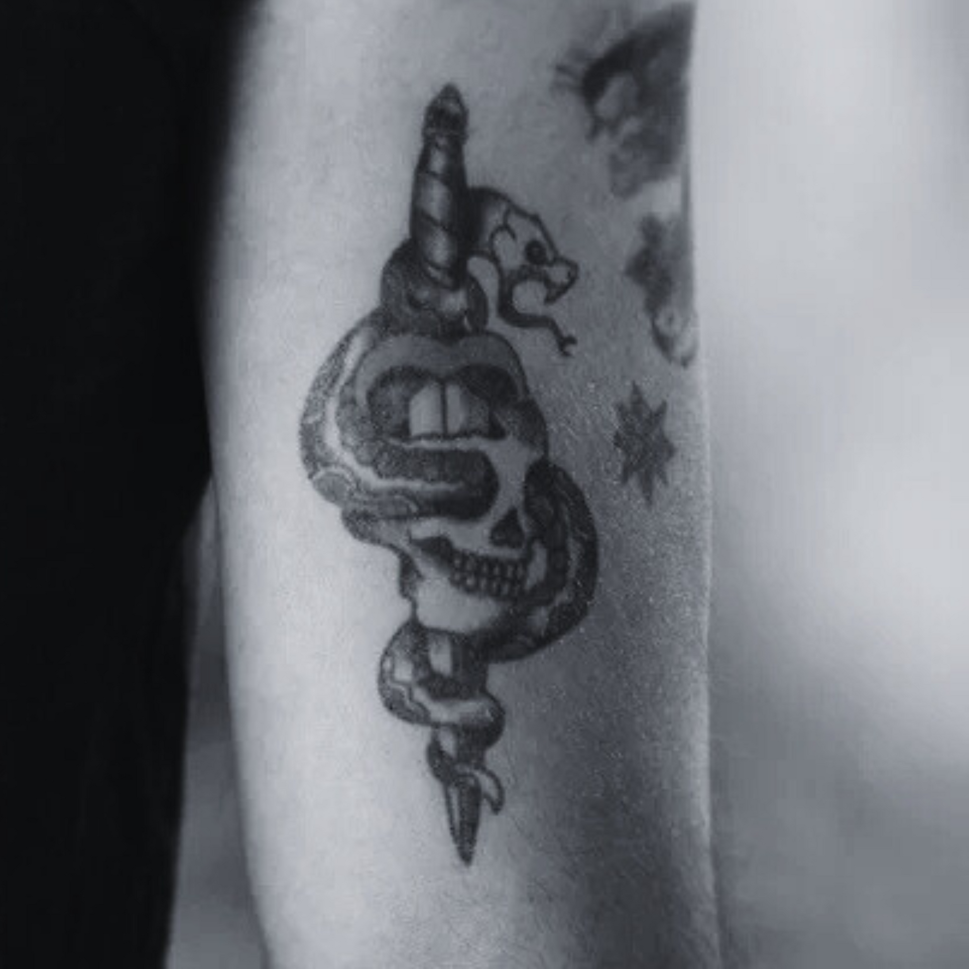 Skull And Dagger with Snake - Temporary Tattoo